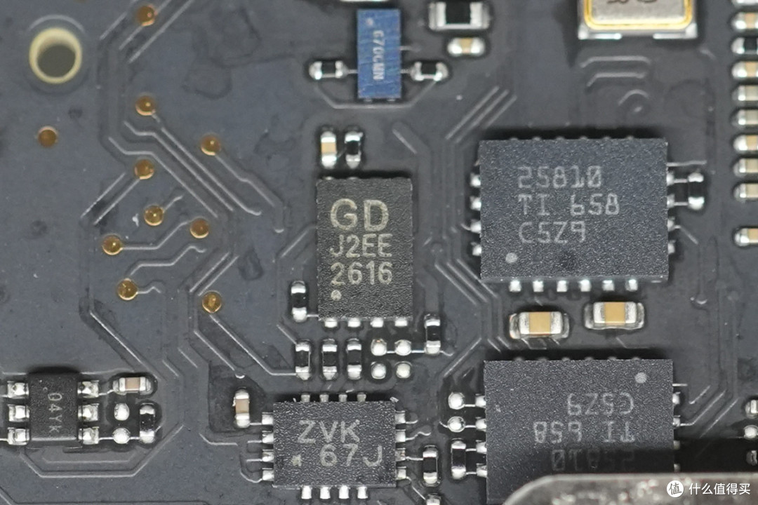 苹果M6 Mac mini迷你主机6999起做得如何?拆解看看