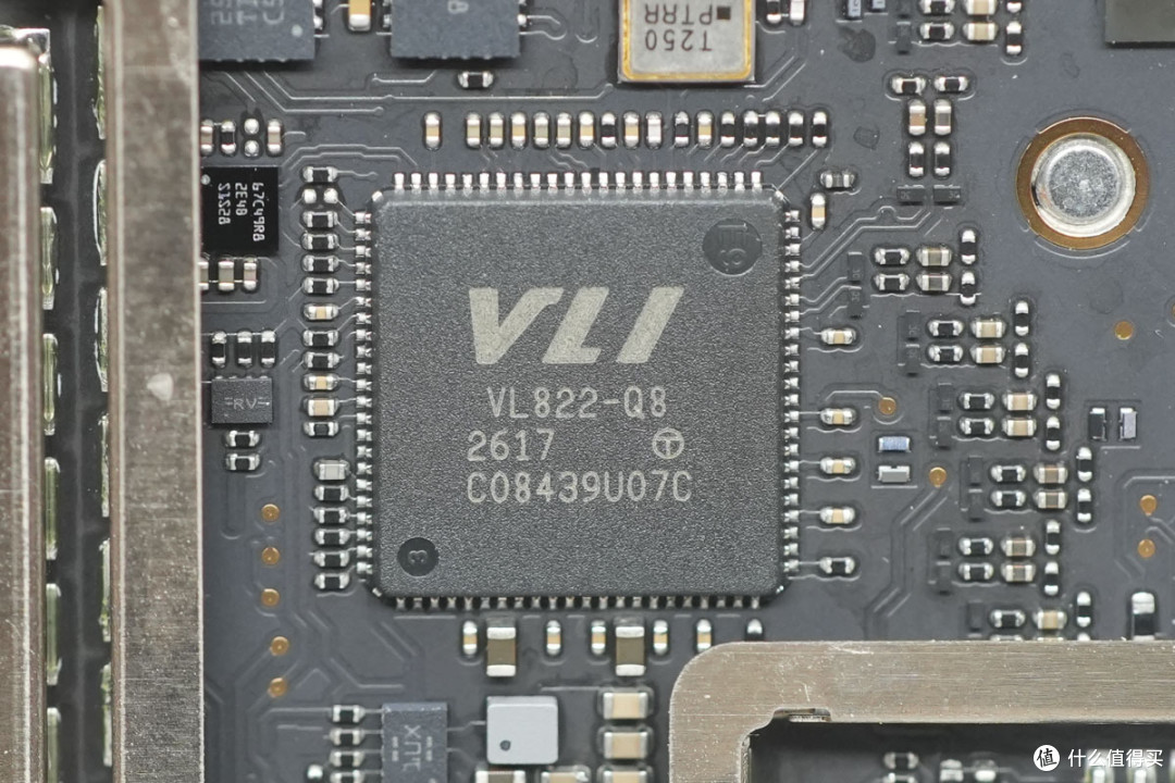 苹果M6 Mac mini迷你主机6999起做得如何?拆解看看