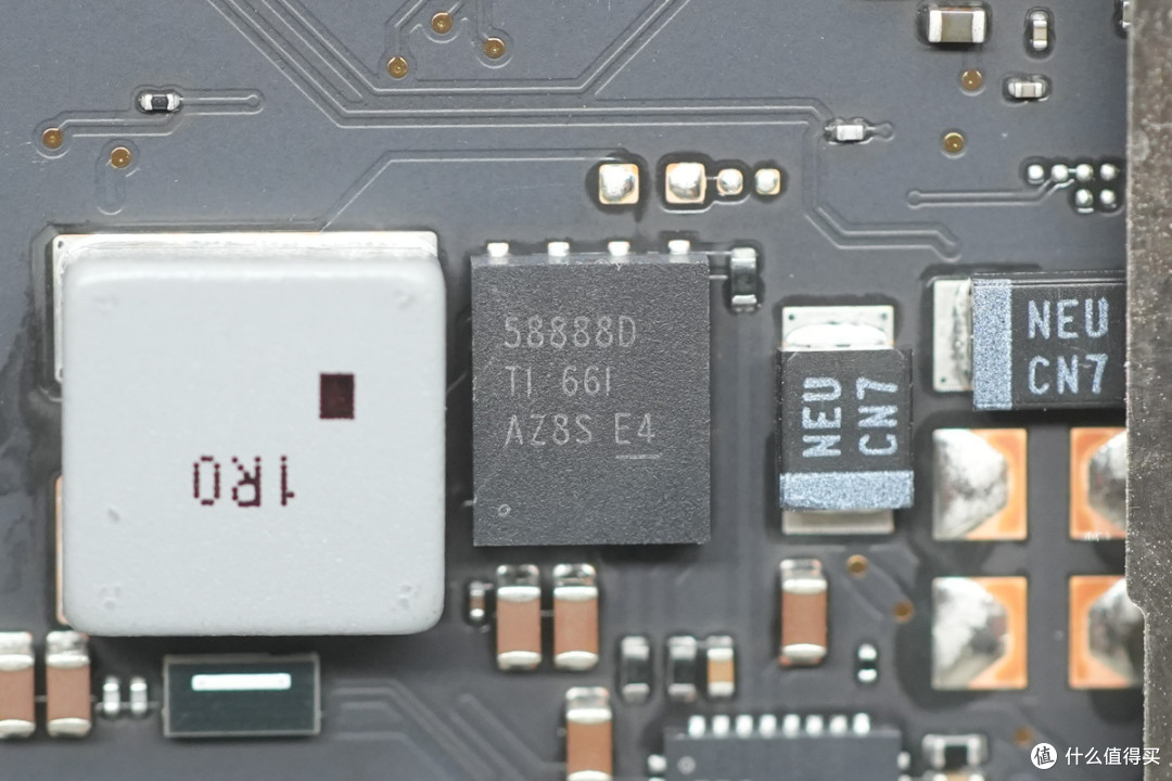 苹果M6 Mac mini迷你主机6999起做得如何?拆解看看