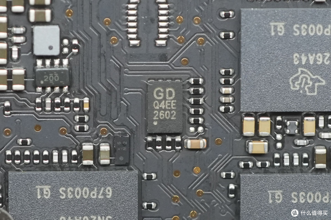苹果M6 Mac mini迷你主机6999起做得如何?拆解看看