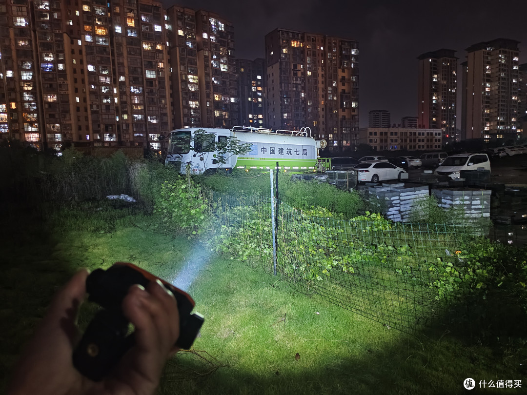 专业作业照明新标杆！Fenix菲尼克斯WT26RM高显色聚泛工作灯体验