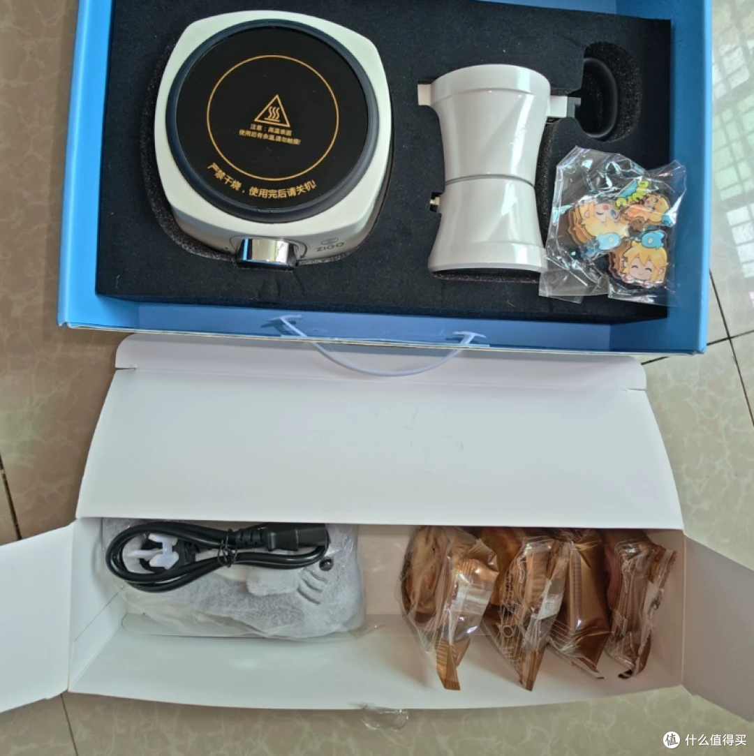 斗鱼中秋礼盒99甩卖,摩卡壶+电陶炉还有两件周边,值不值得买?