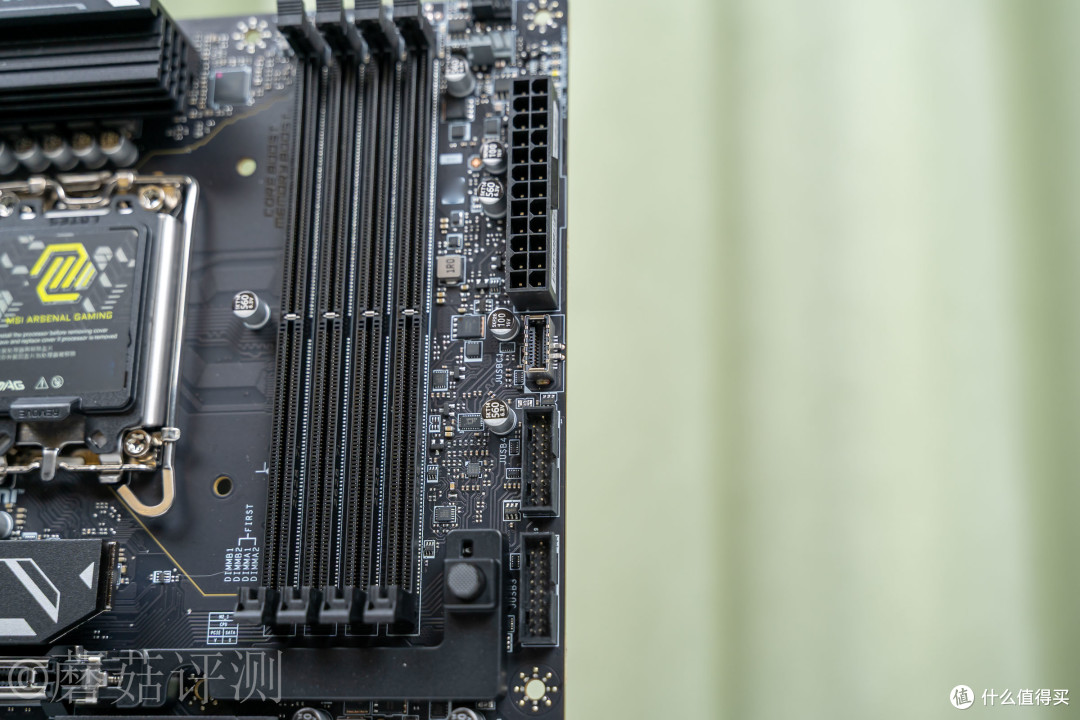 小钢炮的越级答卷：微星MAG Z890M GAMING PLUS WIFI小黑龙 评测