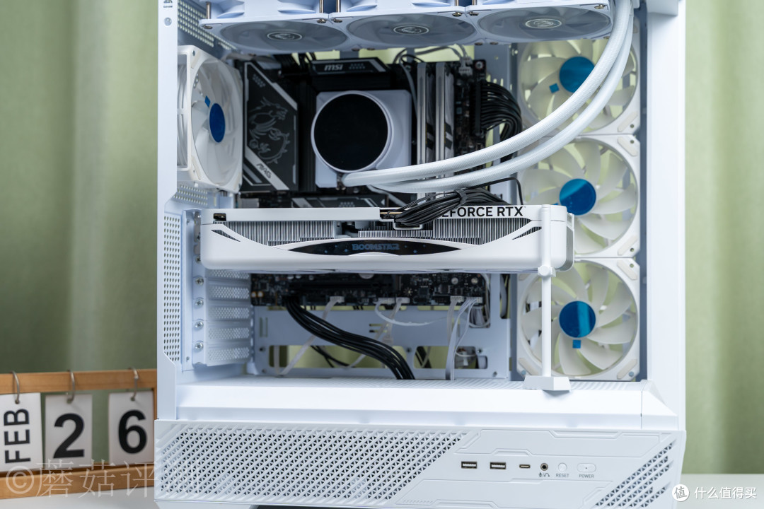 小钢炮的越级答卷：微星MAG Z890M GAMING PLUS WIFI小黑龙 评测