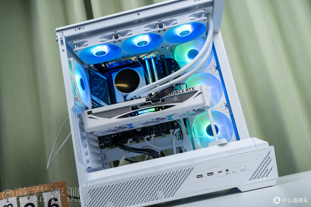 小钢炮的越级答卷：微星MAG Z890M GAMING PLUS WIFI小黑龙 评测