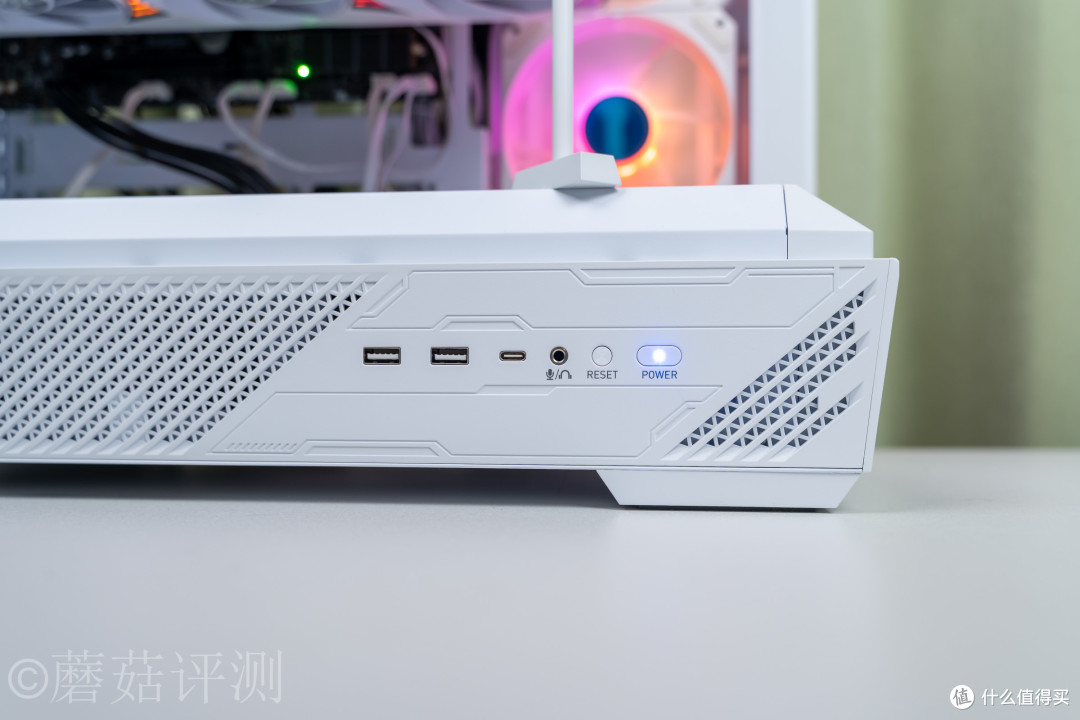 小钢炮的越级答卷：微星MAG Z890M GAMING PLUS WIFI小黑龙 评测