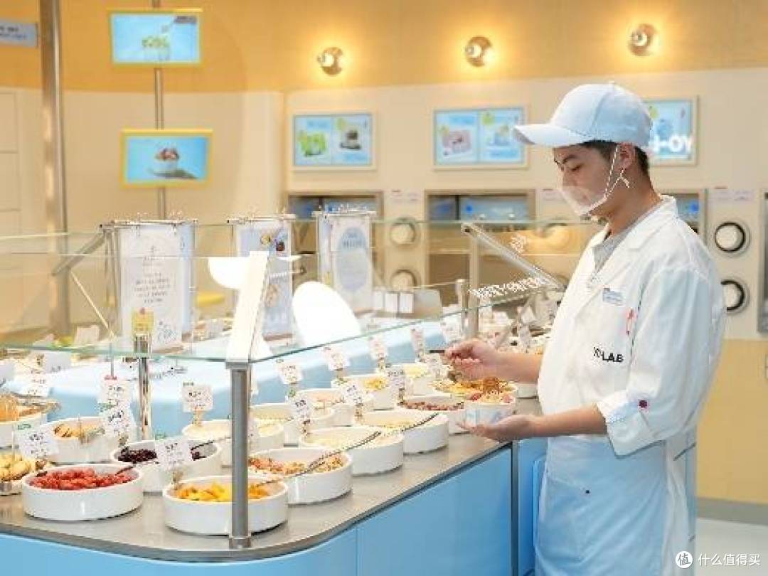 YO-LAB Frozen Yoghurt DIY酸奶冰淇淋全国双首店 于9月30日启幕