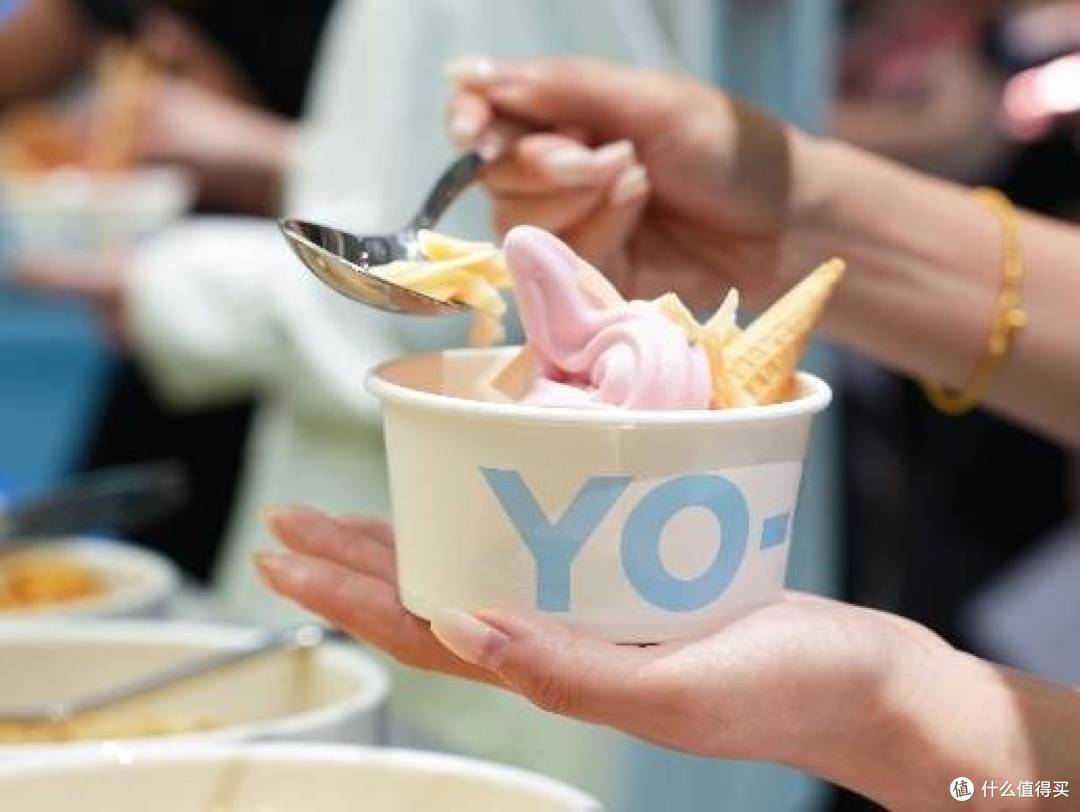 YO-LAB Frozen Yoghurt DIY酸奶冰淇淋全国双首店 于9月30日启幕