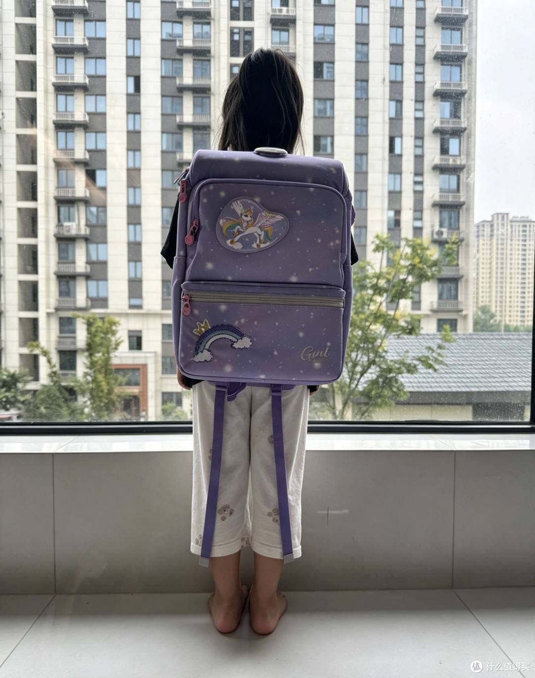 送给一年级小侄女的书包，颜值和护脊都一步到位