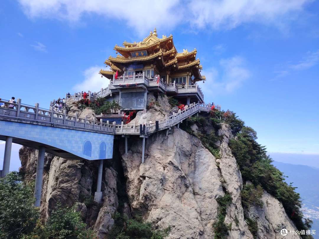 老君山自由行避坑全指南：交通行李路线与票价一次说清