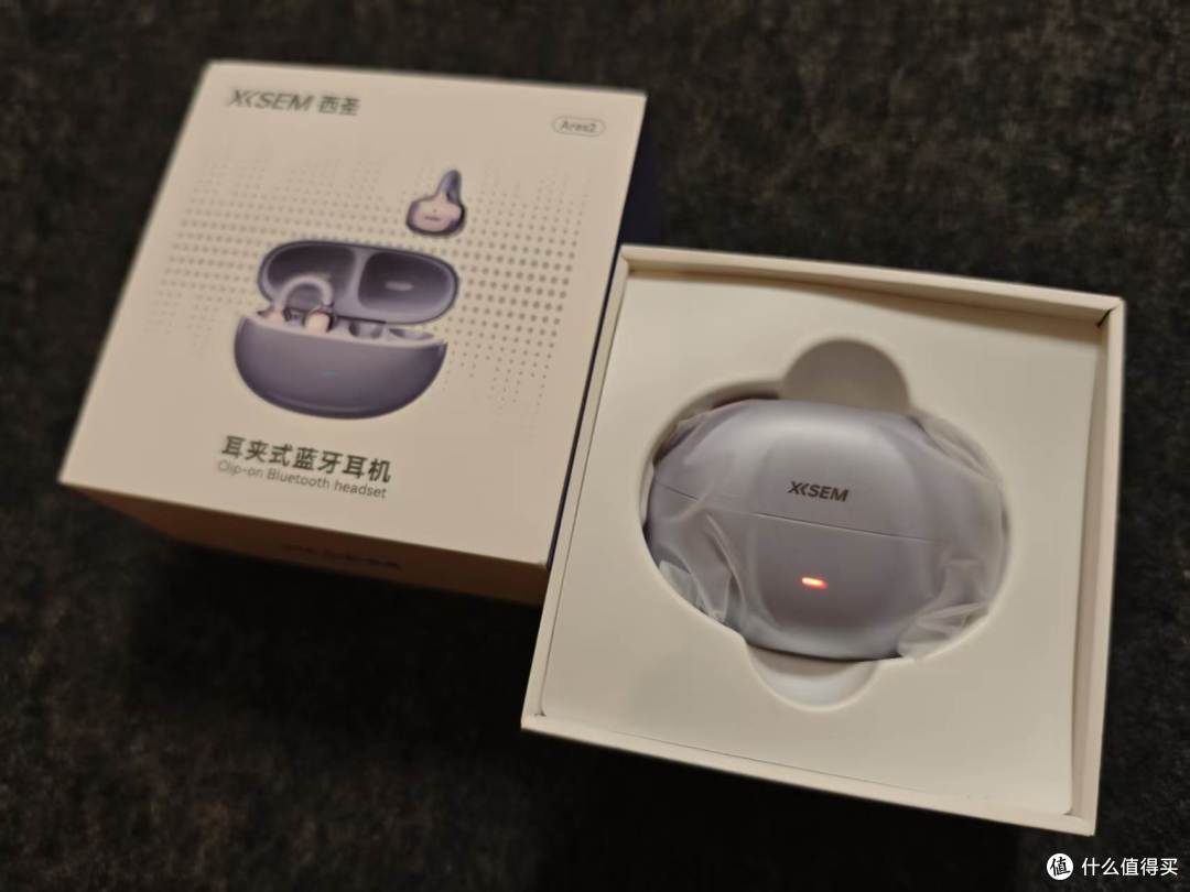 戴了三周西圣 Ares2，我终于敢把耳机戴满一整天