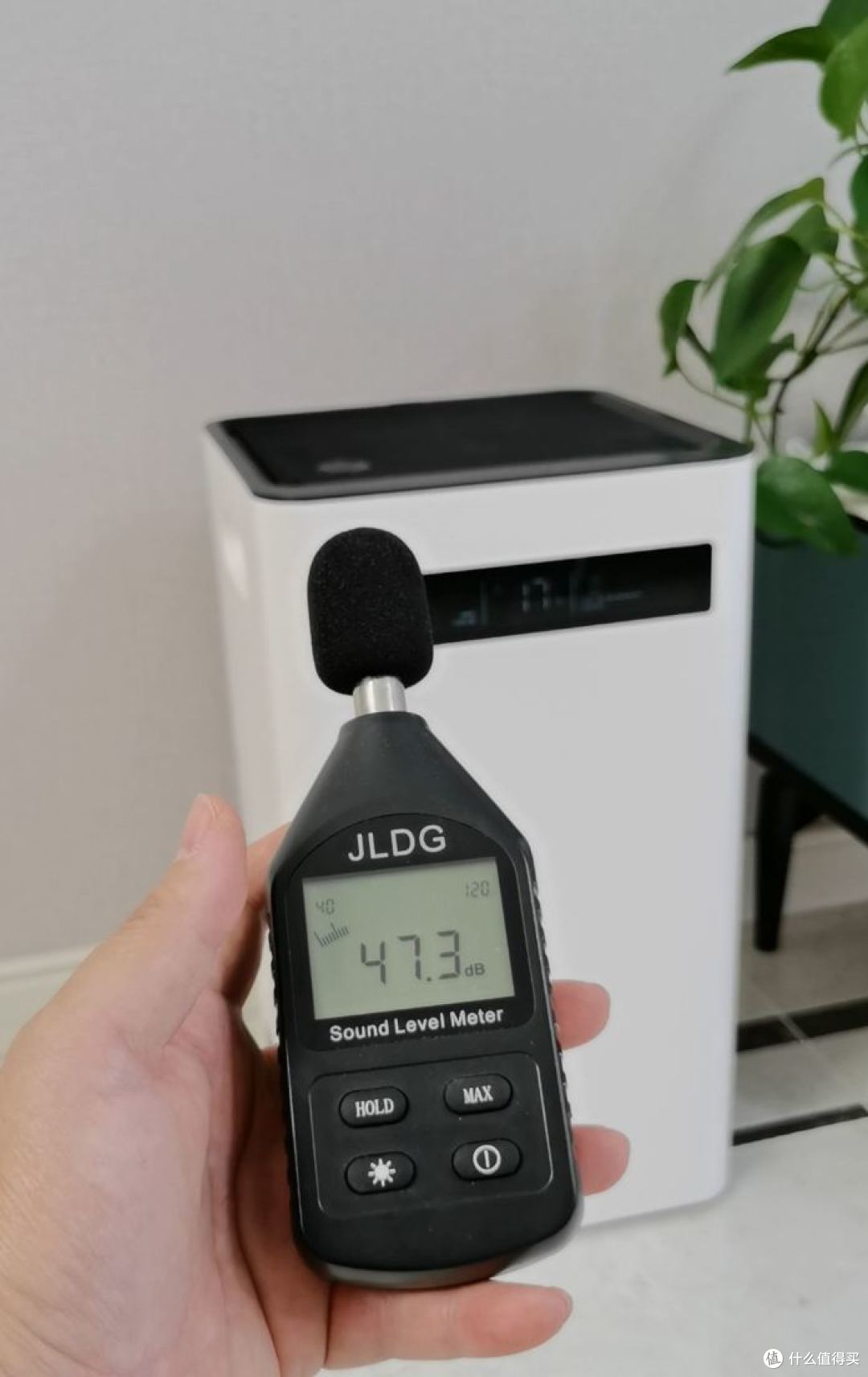 加湿器用了3个冬天的复盘:只加纯净水、每周柠檬酸除垢不咳嗽
