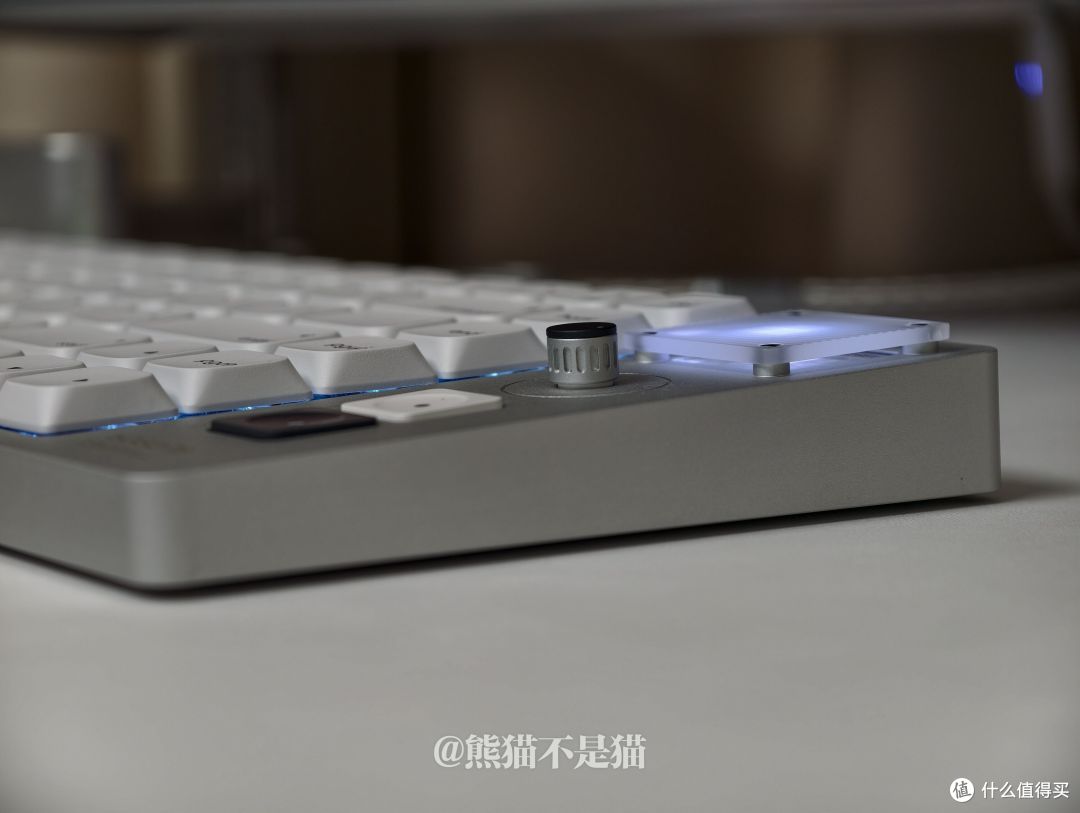 侧面