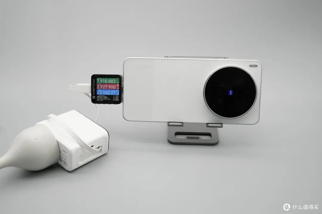 实时功率看得见!瑞嘉达 70W 氮化镓充电器评测