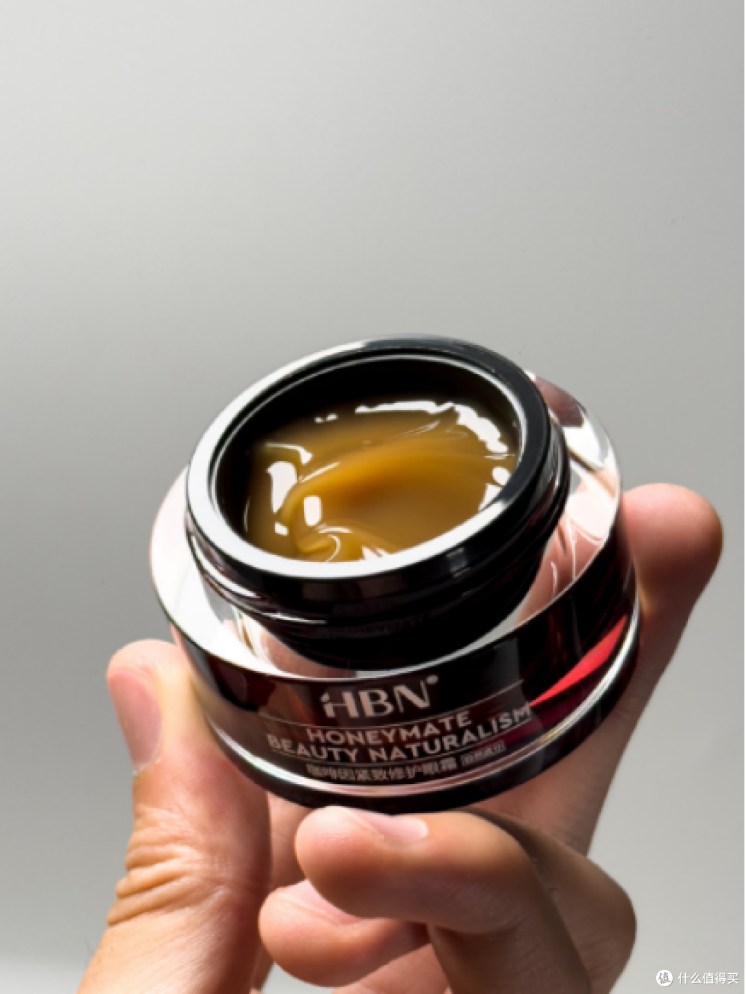 哪款眼霜能淡化眼周暗沉？熬夜垮眼自救！提亮黑眼圈眼霜分享！