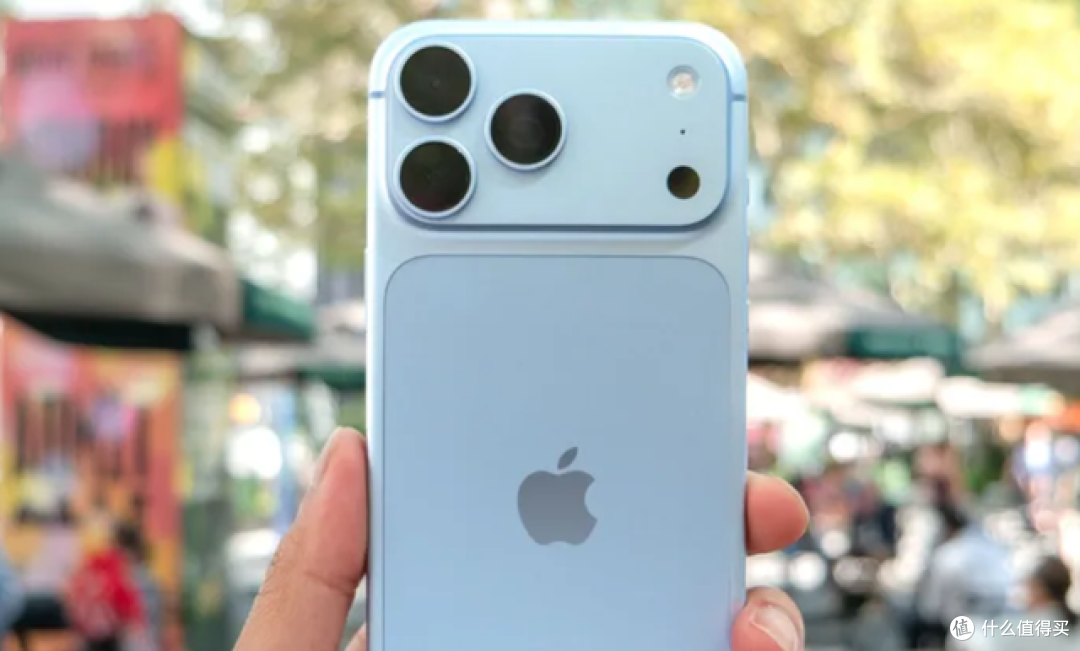 等等党可能赢麻了?20周年iPhone曝光9大变化,18 Pro突然不香了