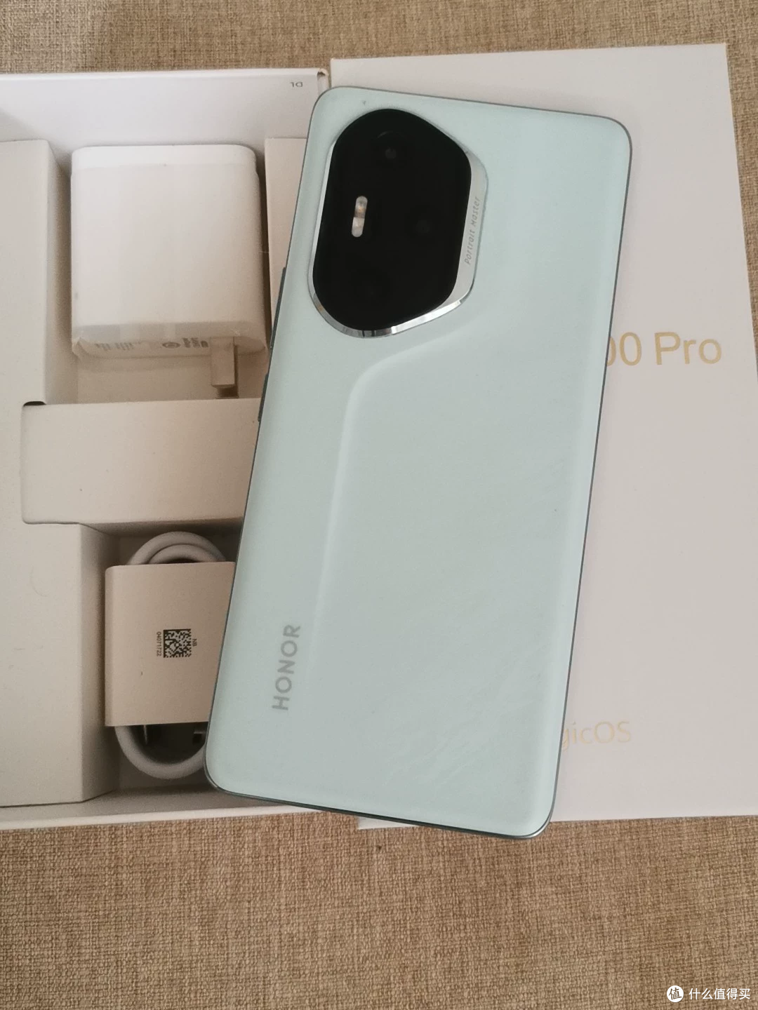 1480元的荣耀300Pro顶配,凭啥比回收商收得还低?