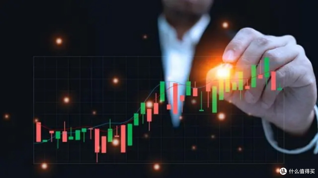 天元证券|明星基金经理加仓千亿光储龙头