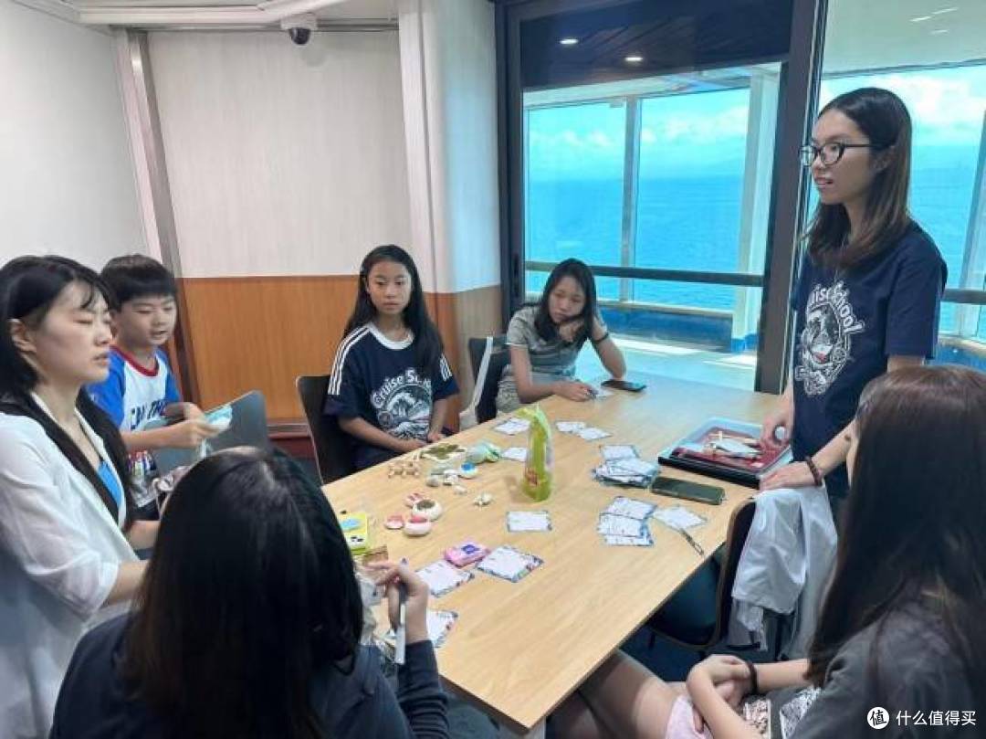 国内首个海上国际邮轮学校顺利启航