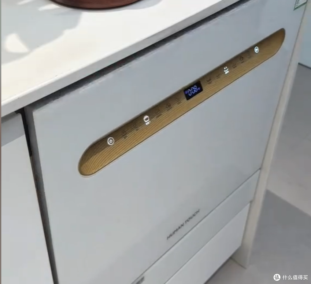 洗碗机抬高安装不用弯腰:慧曼B2Pro-65对新手爸妈很友好