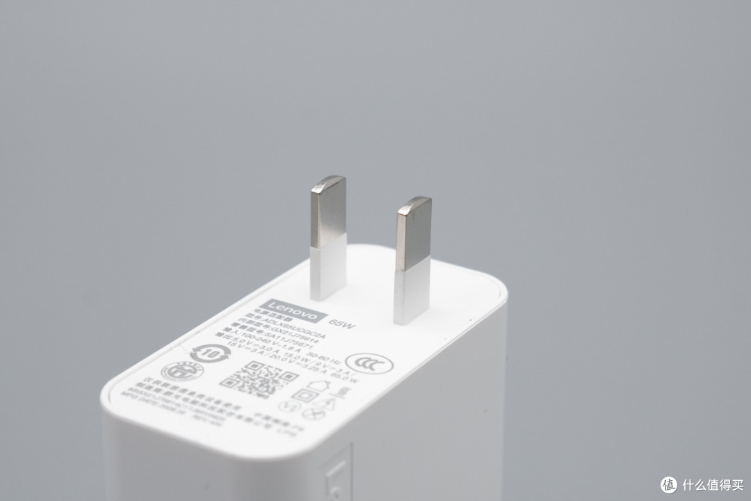 最高 61W 输入,联想小新Air14充电评测