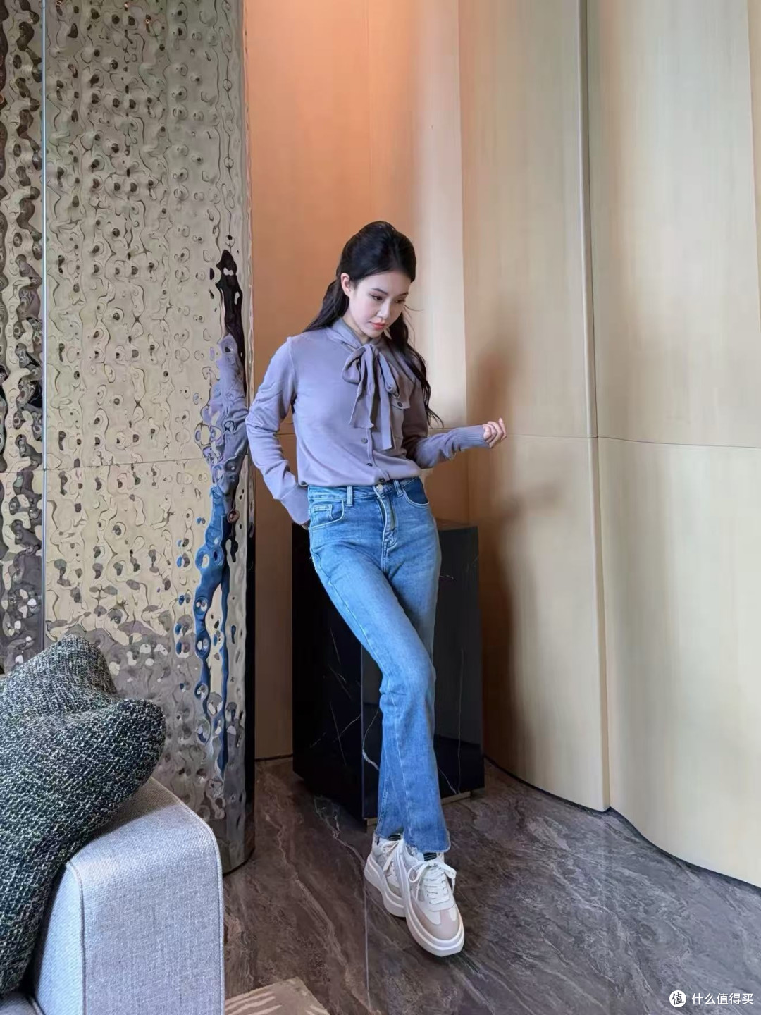 厚底小白鞋走路累不累鞋底坡度是关键
