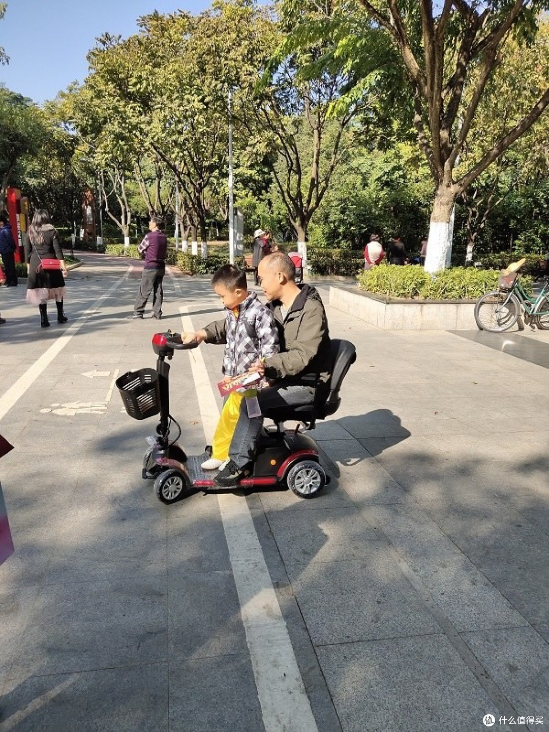 一万多买的老年代步车,现在只值两千