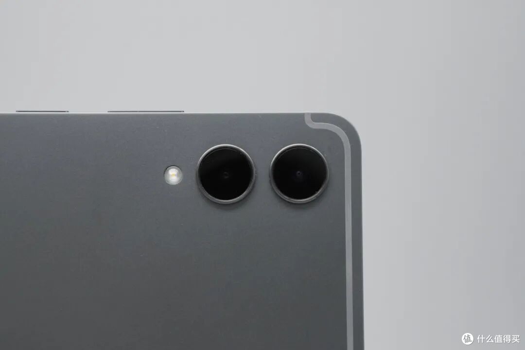 仅标配25W充电器,三星 Galaxy Tab S11 Ultra 充电评测