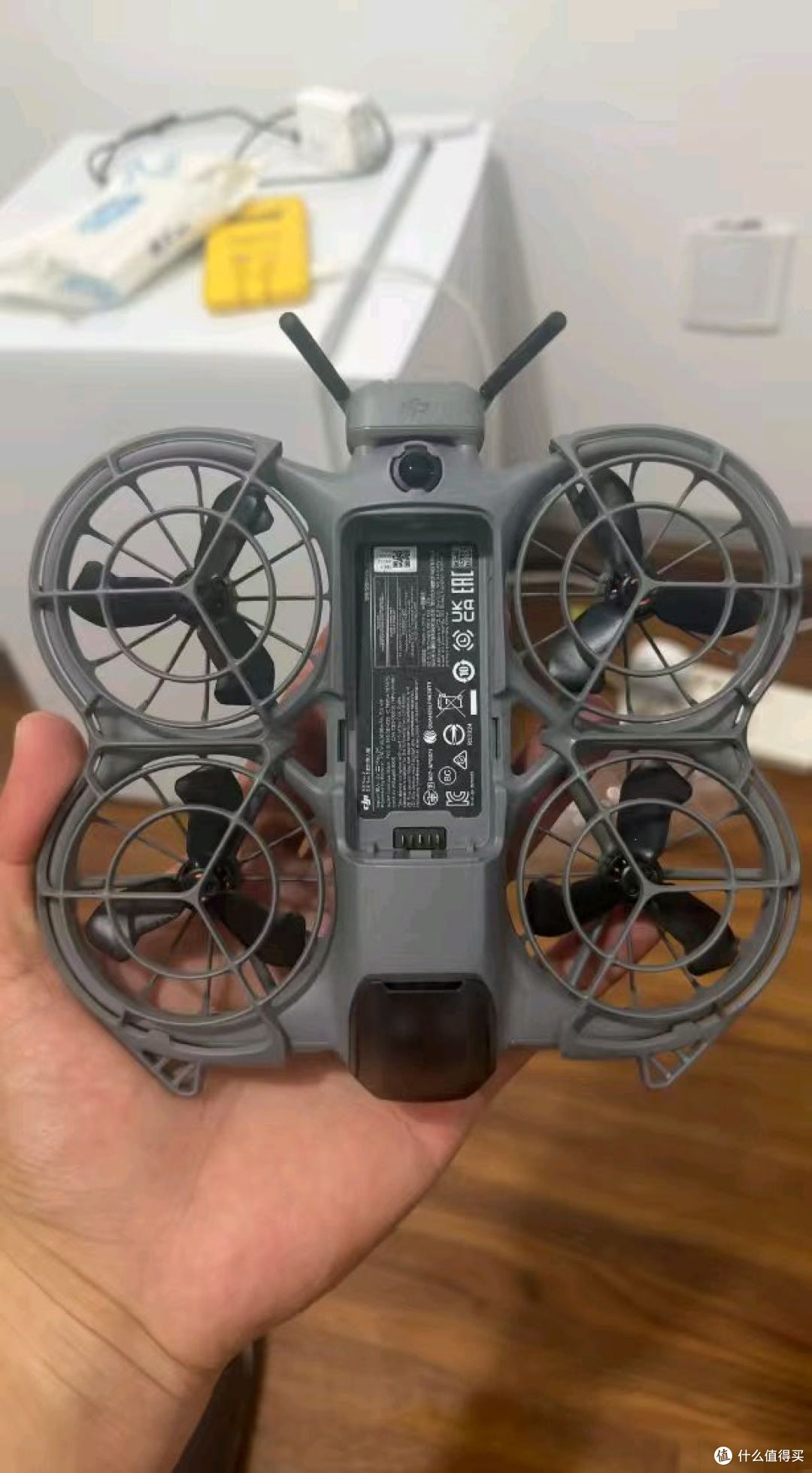 大疆 DJI Neo2 畅飞套装实测|新手友好!会手势操控的航拍小飞机