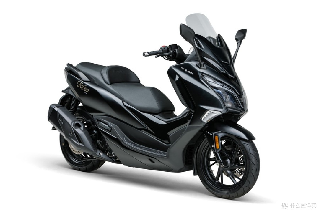 3万级踏板双雄对决！TVL350与SR450X，5千元差价赛道级差异