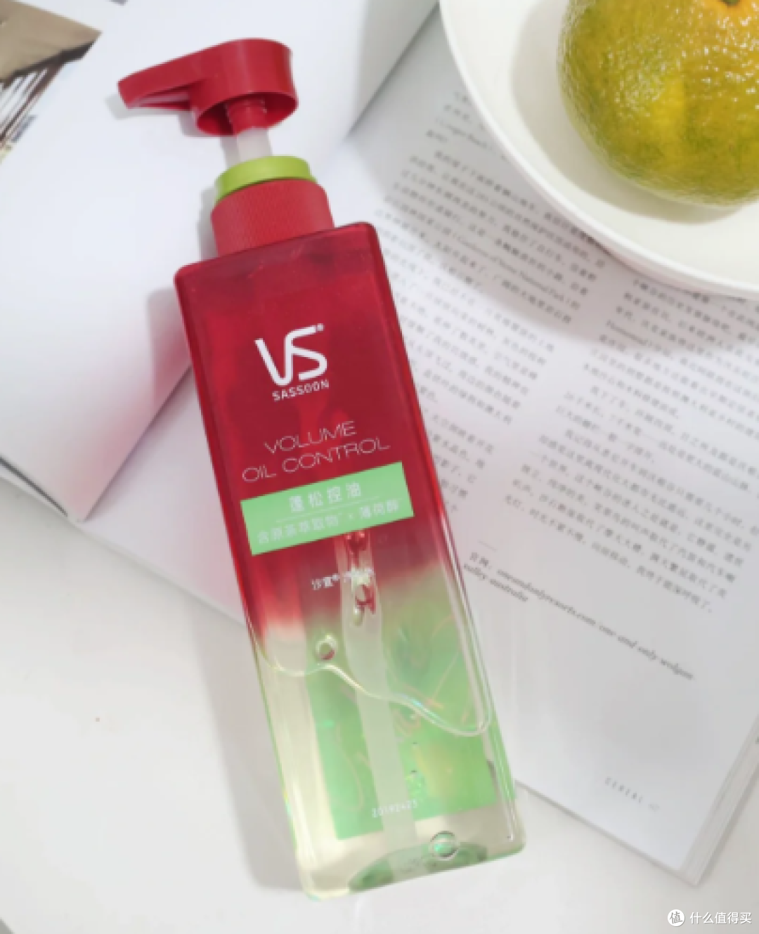 头屑反复洗不净发根总贴头皮?5款控油去屑洗发推荐,看完不纠结