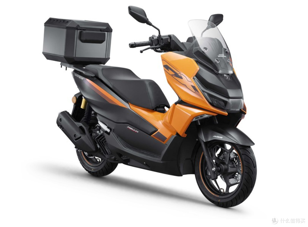 UY125、NS125GX、TVL350,8月摩托榜单解读!新车内卷,老牌坚挺