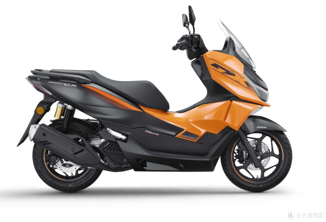 UY125、NS125GX、TVL350,8月摩托榜单解读!新车内卷,老牌坚挺