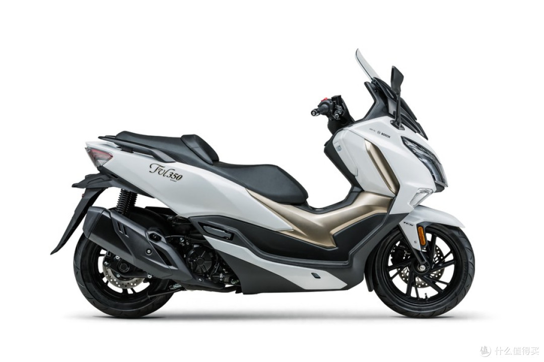 UY125、NS125GX、TVL350,8月摩托榜单解读!新车内卷,老牌坚挺