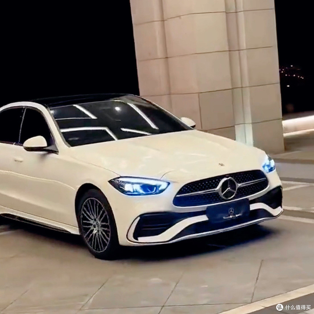 奔驰C260L硬核辣评:30万买标还是买车?是精致还是智商税?