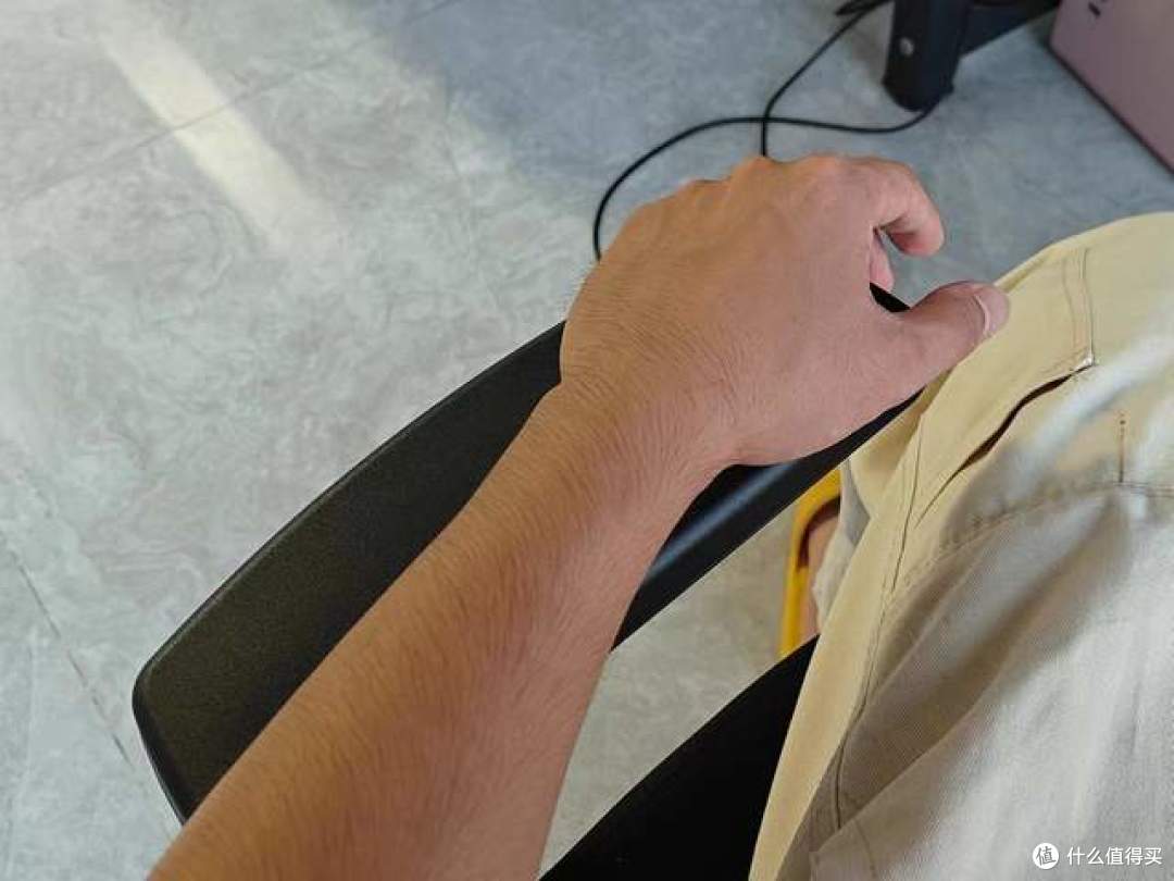 399夏草木Fit CC人体工学椅实测,久坐党终于不用硬扛腰酸了