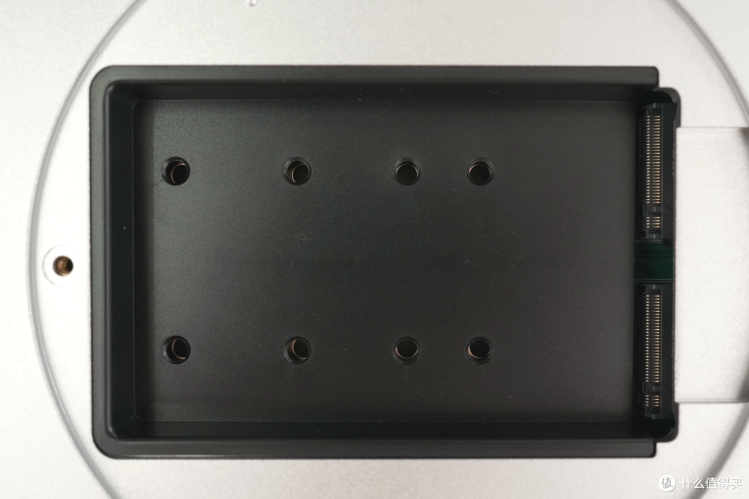 既是拓展坞,也是硬盘盒,阿卡西斯M002Pro机箱拓展坞评测