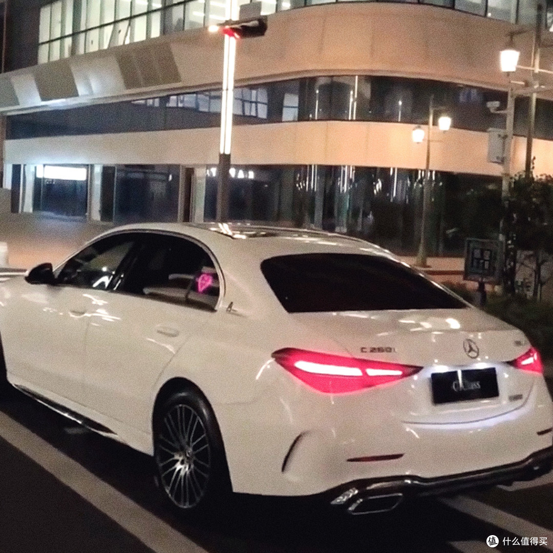 奔驰C260L硬核辣评:30万买标还是买车?是精致还是智商税?
