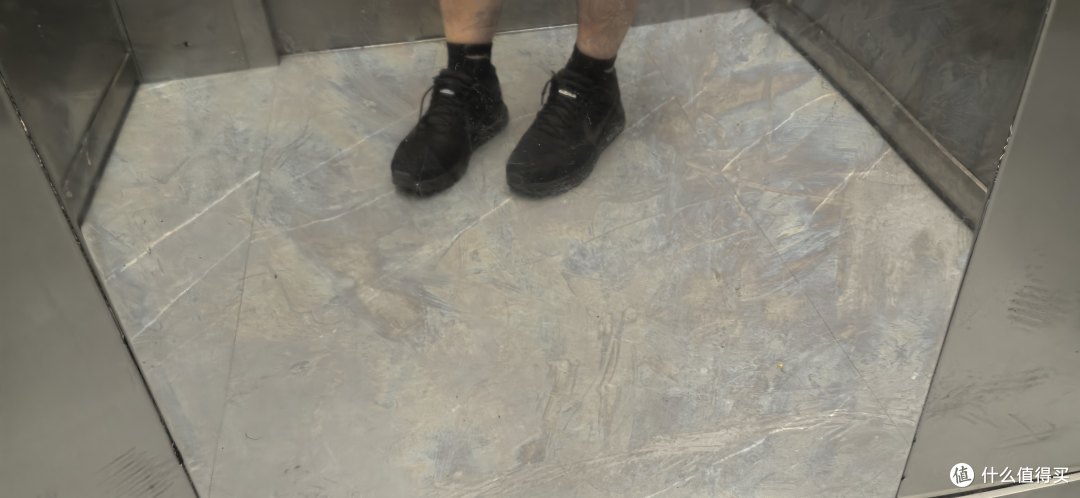 188cm、110kg、46码:这个块头买双通勤鞋有多难