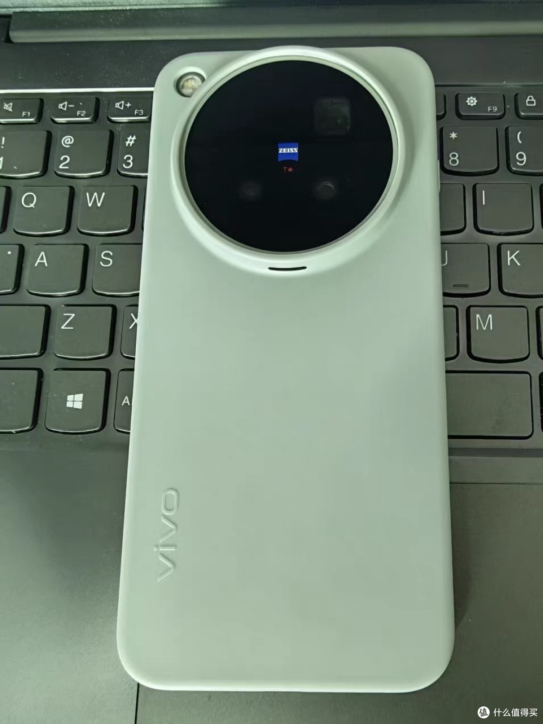 把风景和故事都装进一台手机