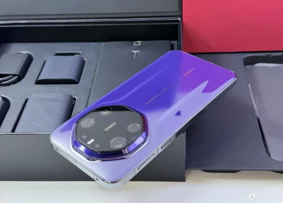 11999元跌到9199元,与iPhone18 Pro Max同样重量,价格便宜1800