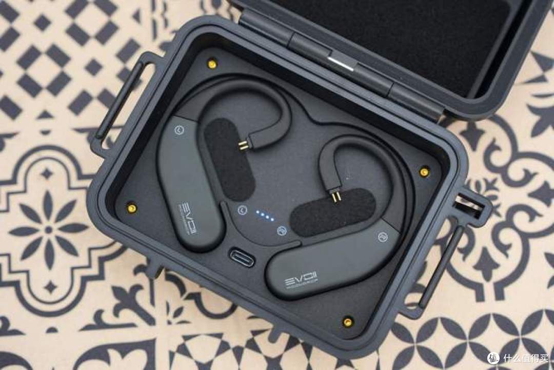 告别线材牵绊!水月雨EVO2,把HiFi解码耳放挂在耳朵上