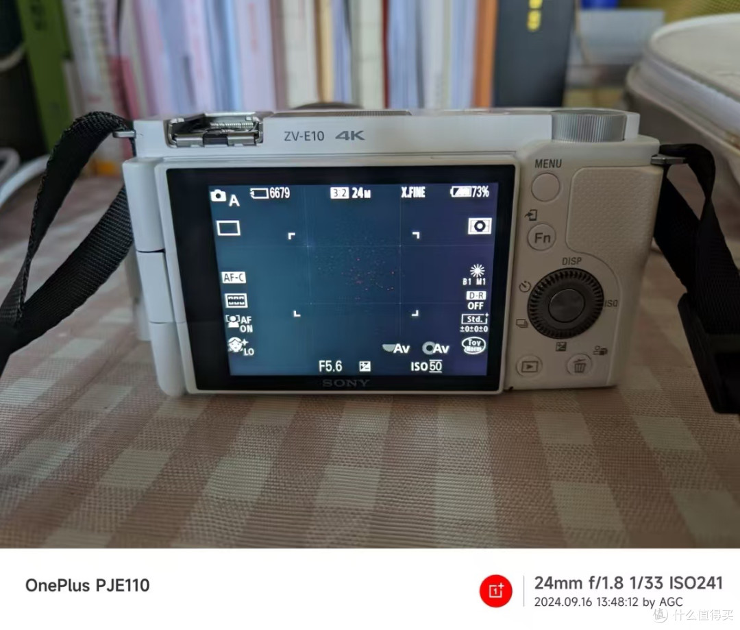 索尼ZV-E10白色套机评测