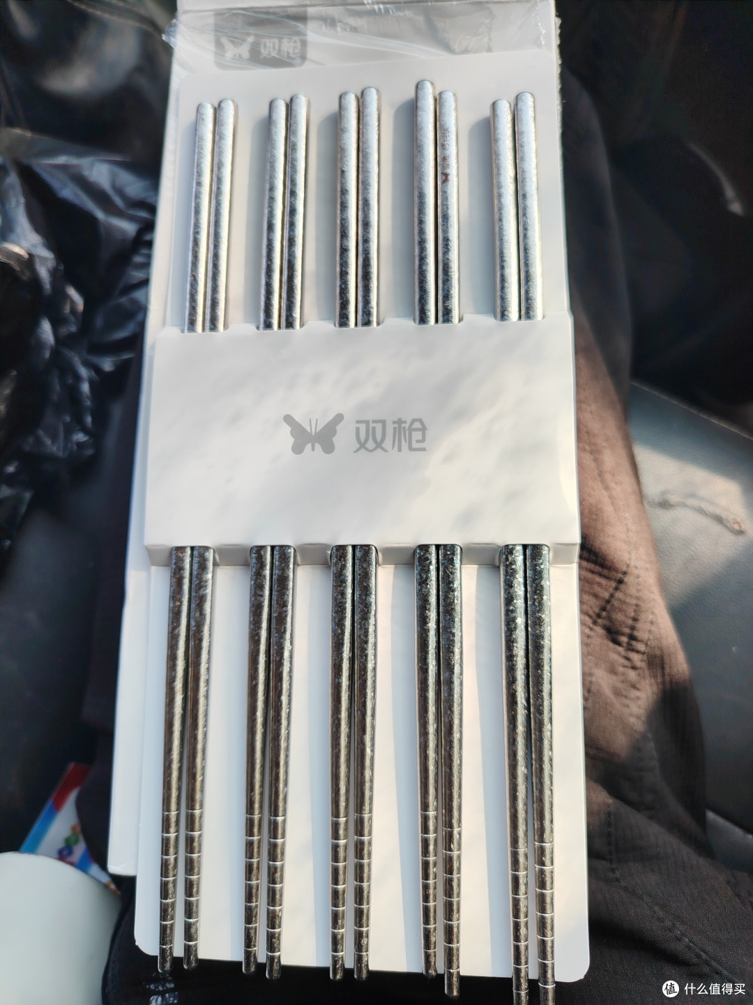 双枪纯钛金属筷对比解析:不同材质筷子怎么选?
