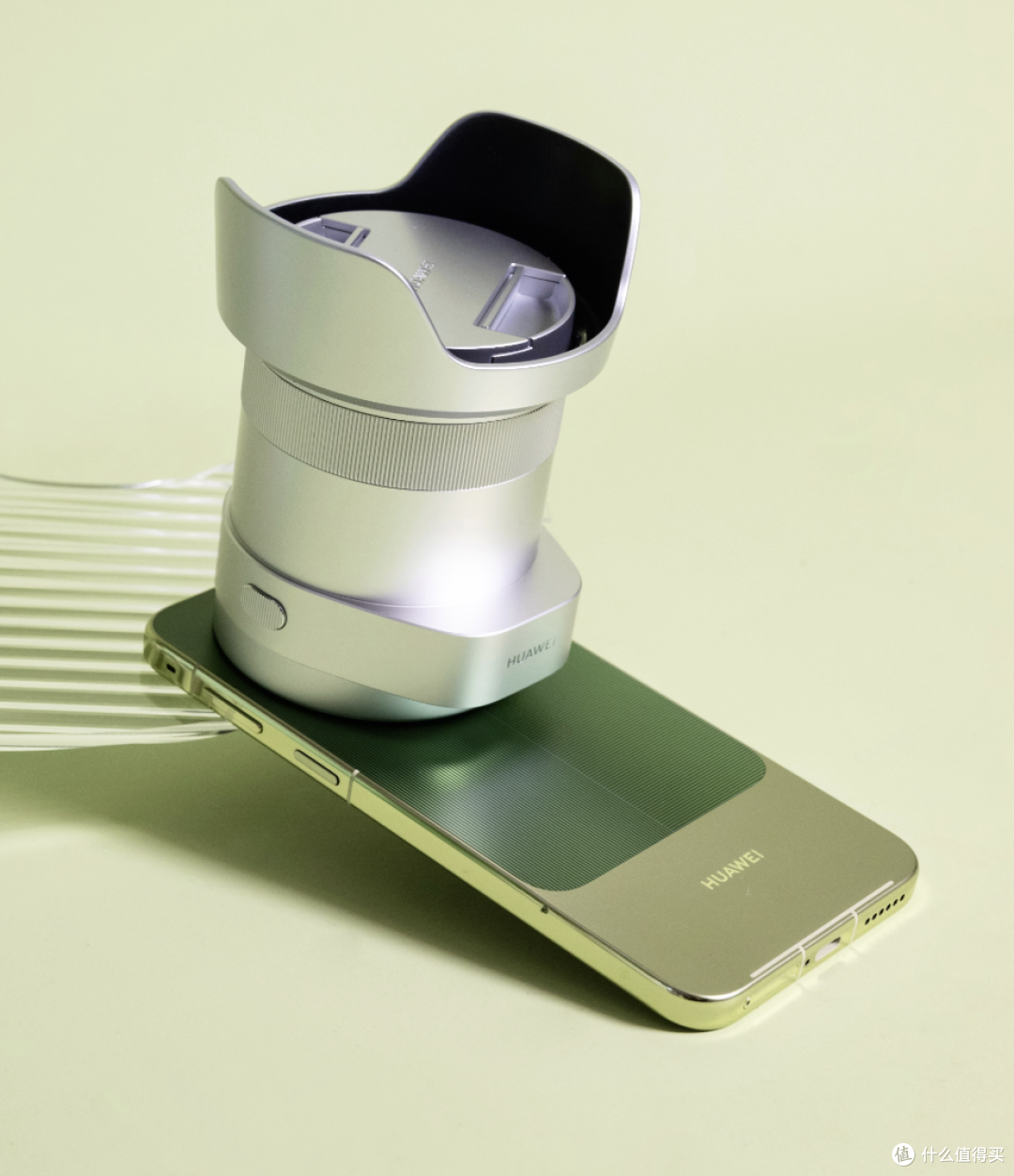 华为给Mate 90外挂了一台相机，整套至少16998元