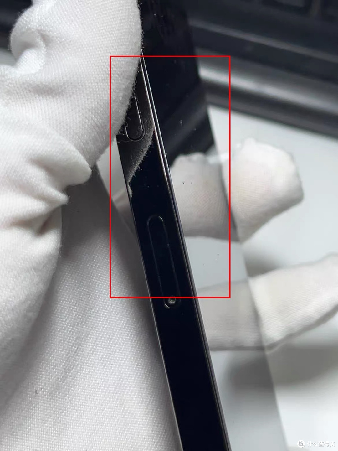 出二手 iPhone,查出"屏幕边缘脱胶",平台判我赔验货费和运费
