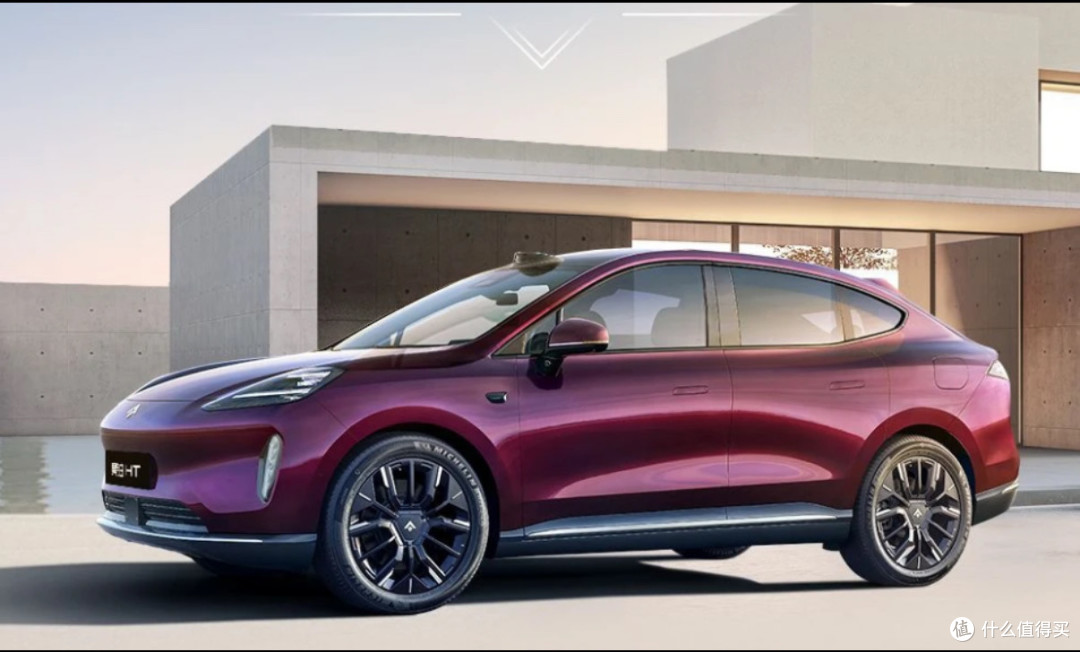 纯电825km的C级SUV!广汽宣布降价3万