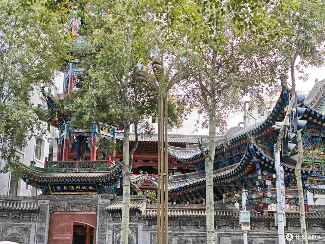 西北行②西宁初见|塔尔寺红墙金顶,藏博院唐卡迷宫