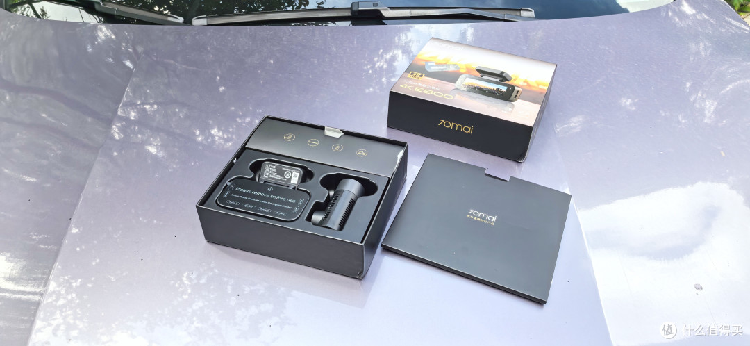 忍了几年原厂"马赛克",终于动手给爱车换了双4K记录仪-70迈E800