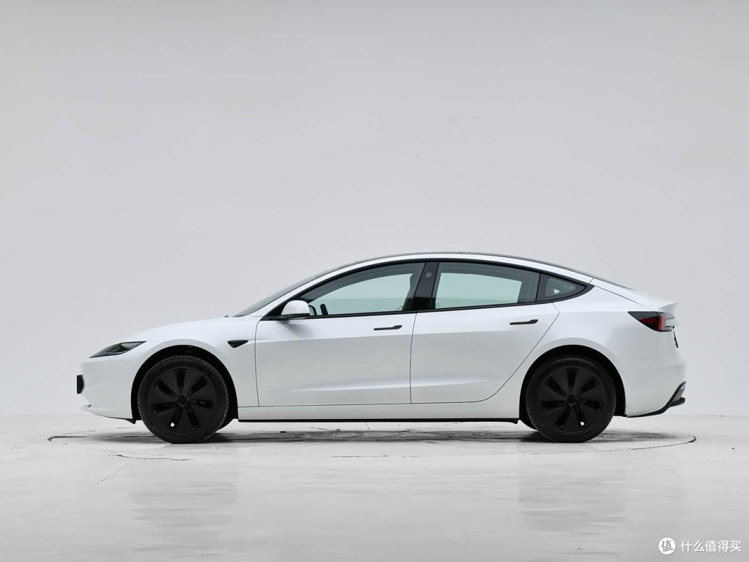 27款 特斯拉Model 3正式上市！价格维持不变，车辆配置有所升级